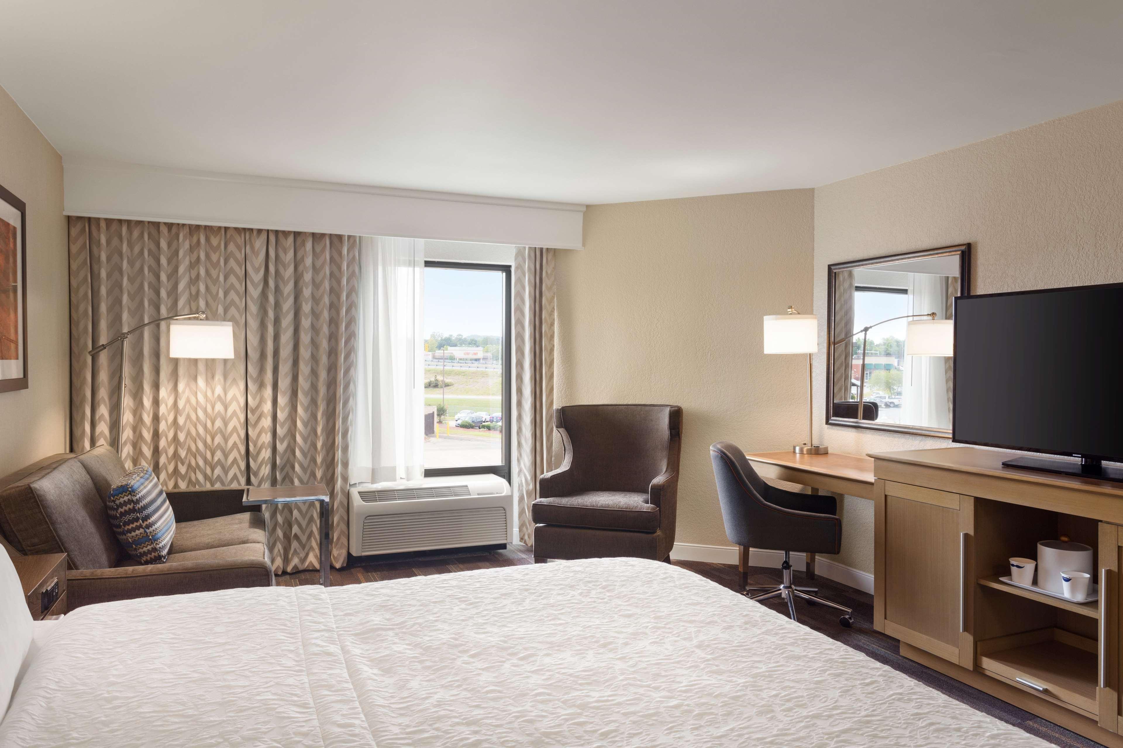 Hampton Inn By Hilton Fort Smith Eksteriør billede
